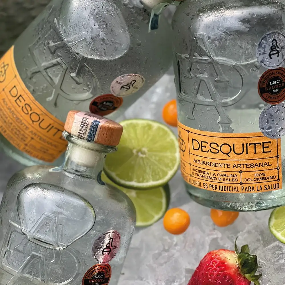 Desquite-Artisanal-Authentic-Colombian-Aguardiente On Ice